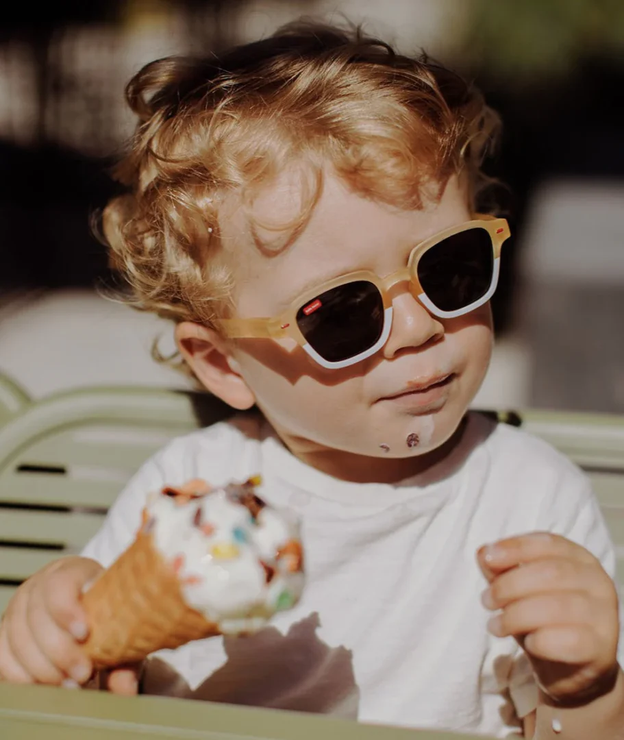 Lunettes soleil enfant Hello Hossy à paris 17